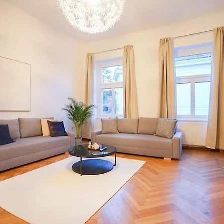 Lejlighed Biedermaier Charm In