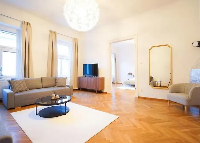 Biedermaier Charm In